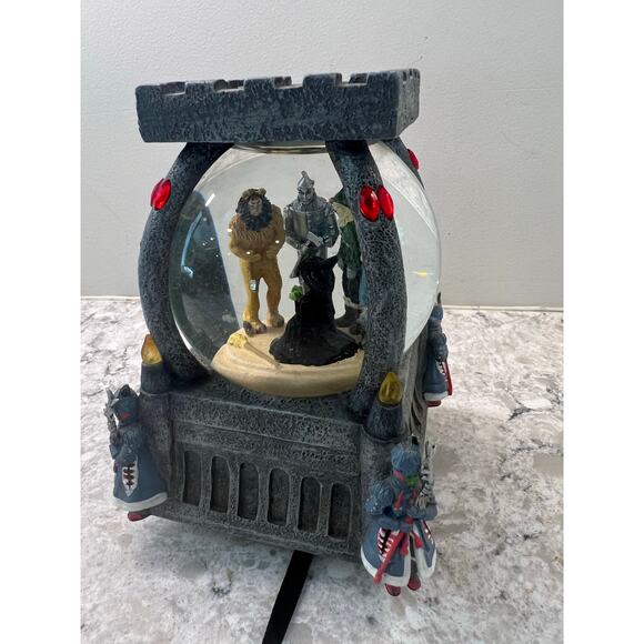 Wizard of Oz Wicked Witch Musical Water Globe Dorothy Judy Garland JL - Picture 3 of 11